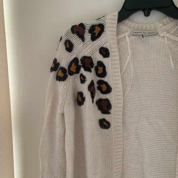 Angora Animal Print Cardigan - Picture 4 of 10